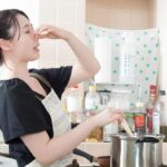排水管から臭いがする原因・すぐに試せる対処法！再発を防ぐ方法も紹介