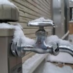 外の水道（蛇口）の凍結防止対策3選！凍ったときの対処法も紹介